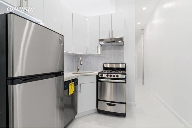 Foto del edificio - 159 Greenpoint Ave