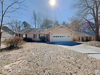 Building Photo - 10983 Morning Dove Dr