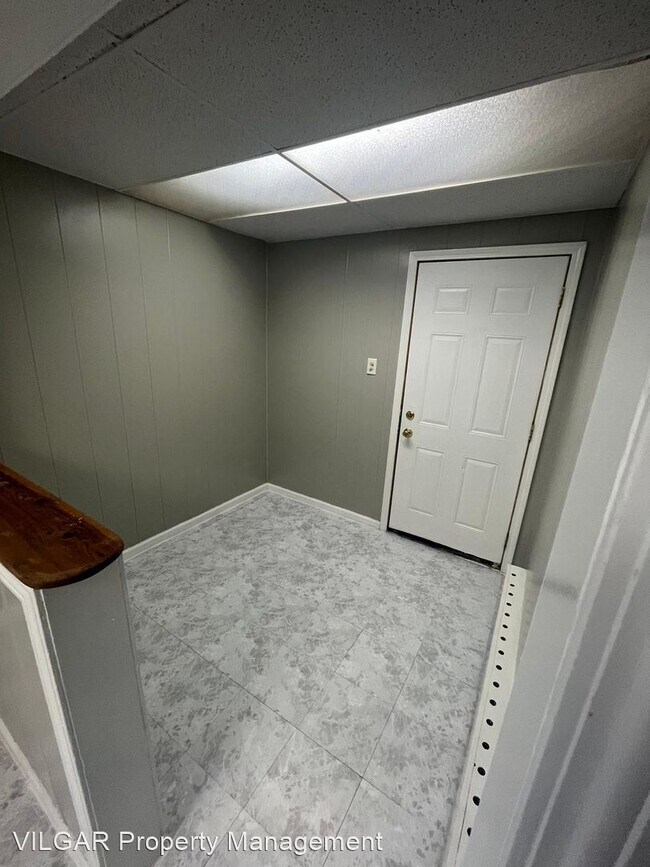 Building Photo - 4 br, 1 bath House - 4941 Tod
