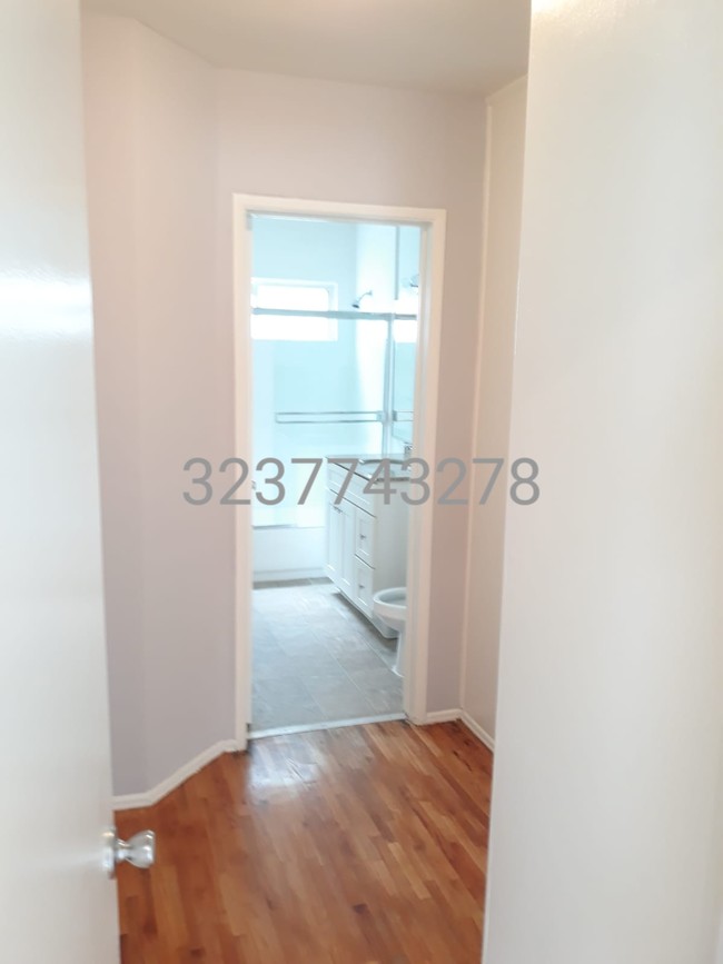Building Photo - 5307 Vantage Ave