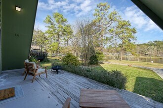 Building Photo - 1500 W Pine Lake Cir