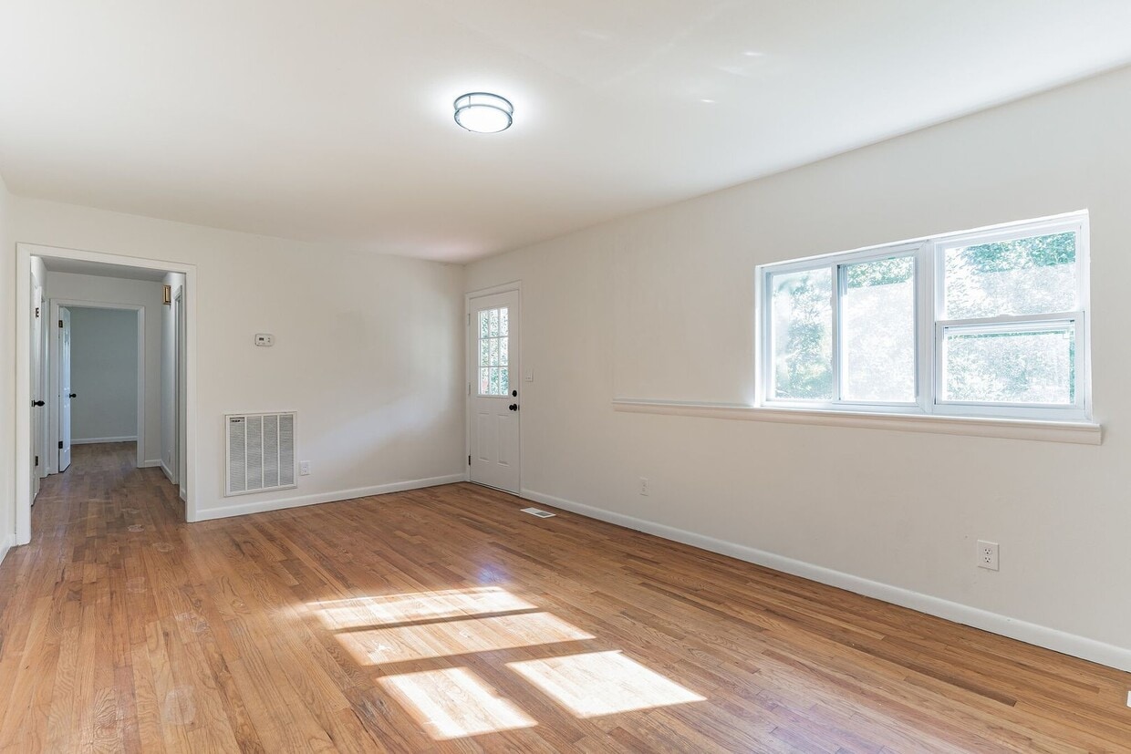 Beautiful 3 bedroom 2bathroom home for re... House Rental in