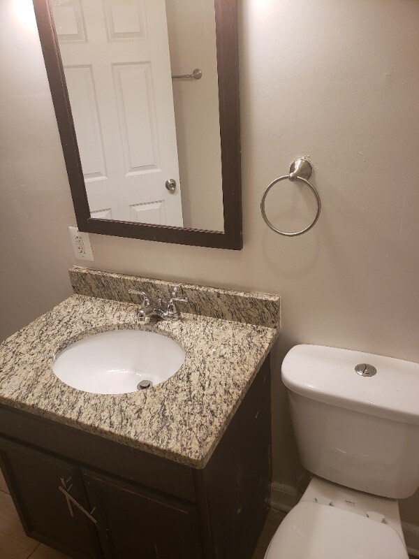 Foto principal - 7833 S Peoria St