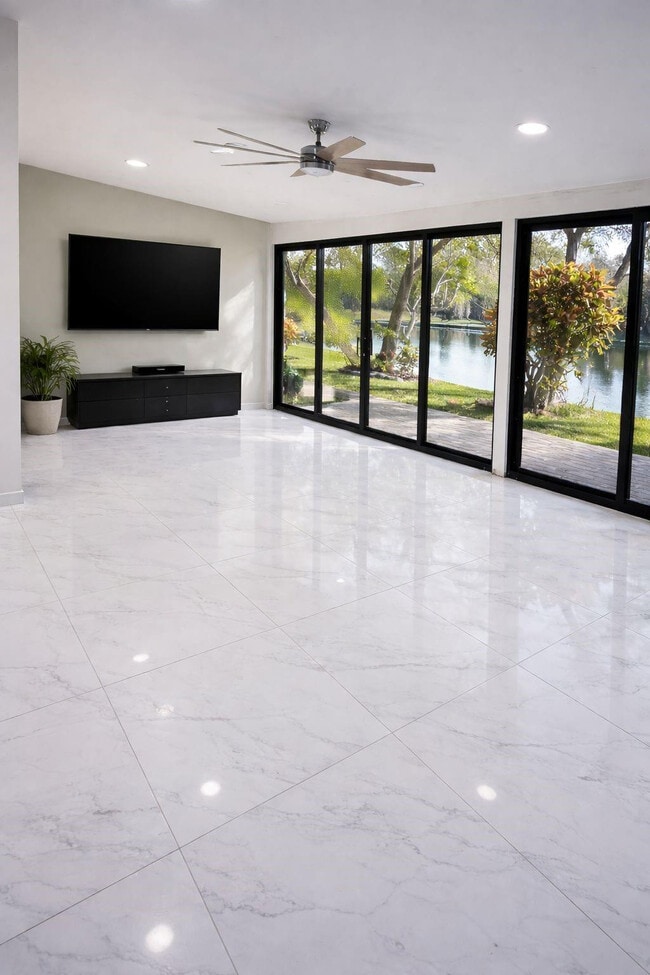 Building Photo - 22454 Cypress Wood Ln