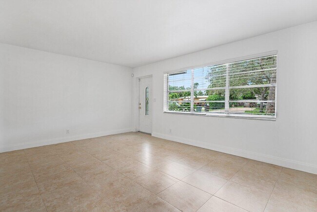 Foto del edificio - 454 NE 5th St