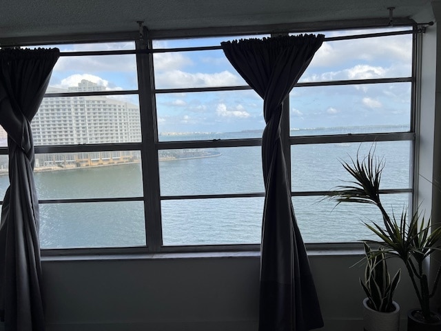 Building Photo - 905 Brickell Bay Dr