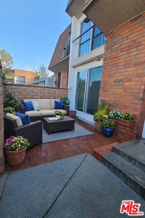 Building Photo - 4333 Alla Rd