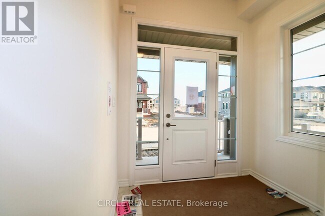 Building Photo - 45 Gemini Dr