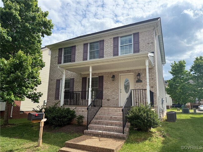 Building Photo - 1709 Kemper St