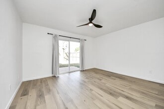 Building Photo - 3305 Avenue R