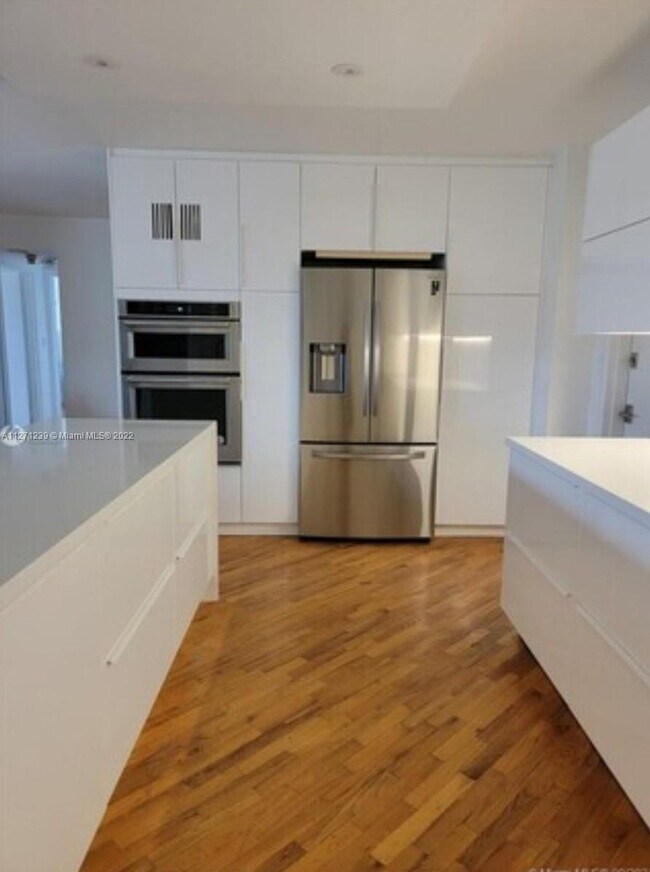 Foto del edificio - 155 Ocean Ln Dr