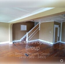 Building Photo - 2145 Dorr St