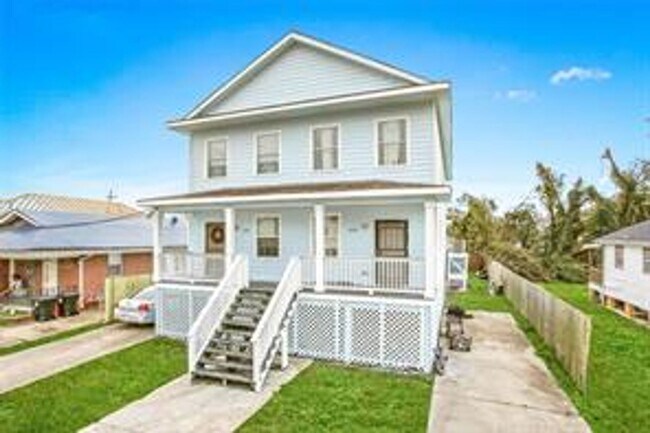 Building Photo - Great Gentilly Double