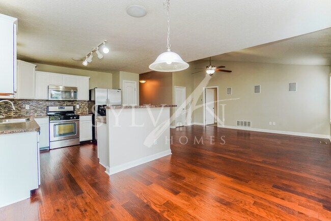 Foto del edificio - Charming 3BR 3BA Home