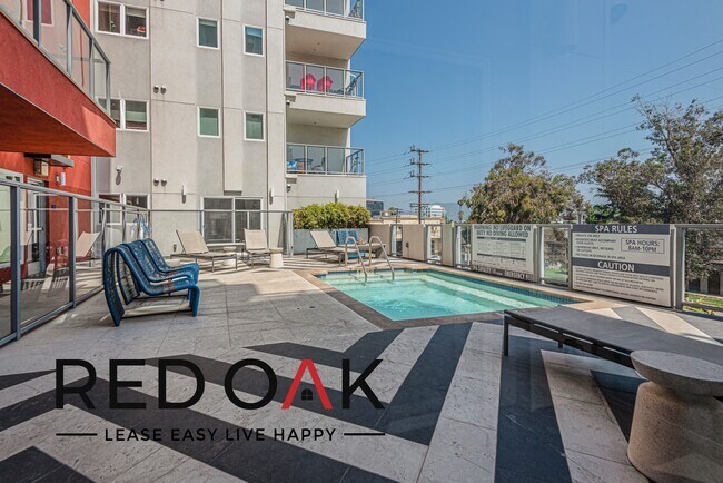 Foto del edificio - 11405 Chandler Blvd