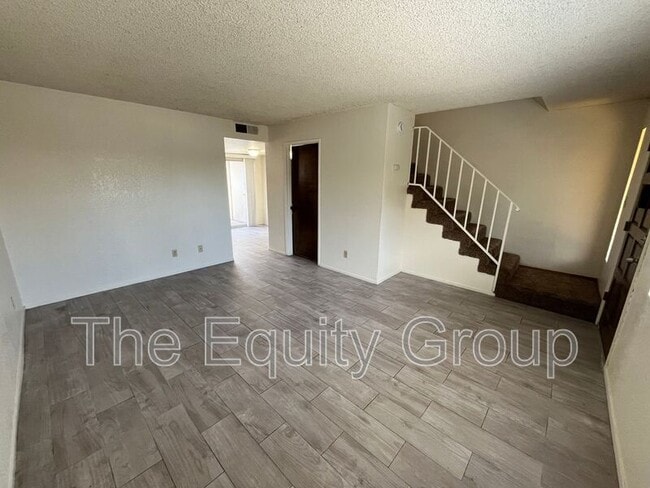 Building Photo - 828 N Williford Dr