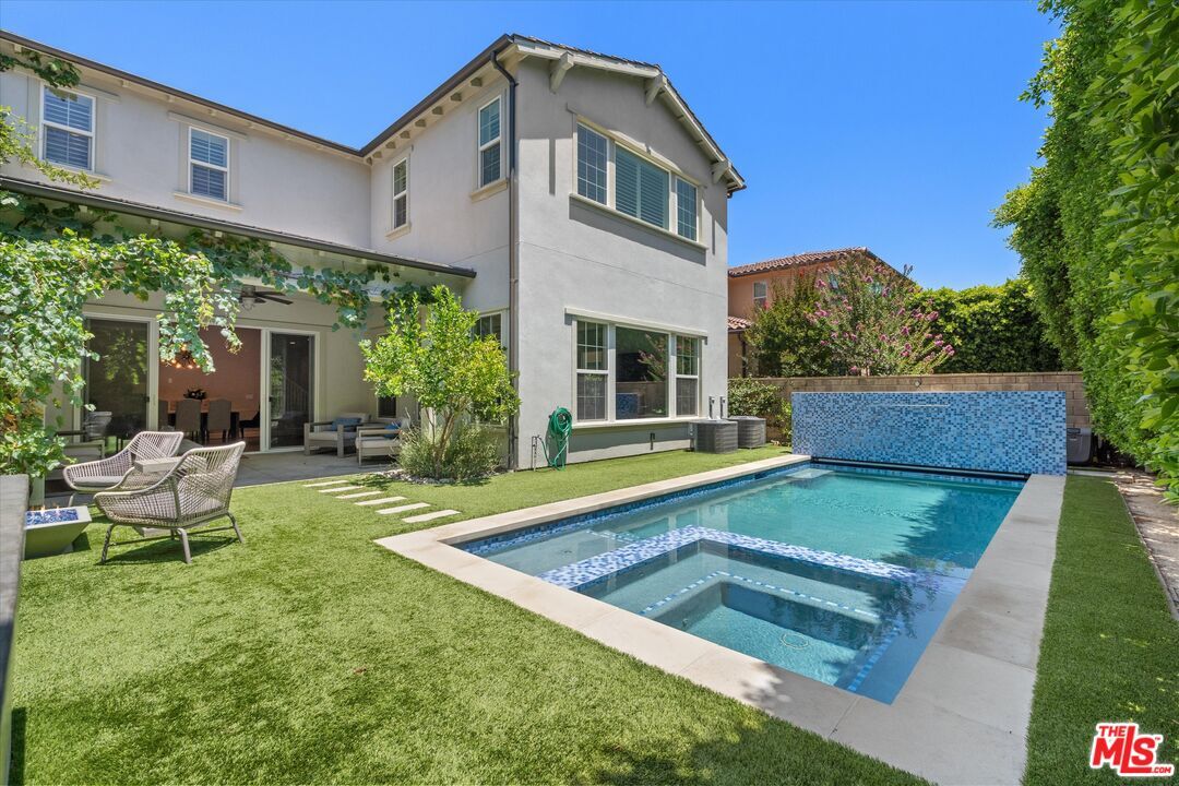 Foto principal - 14624 McCormick St