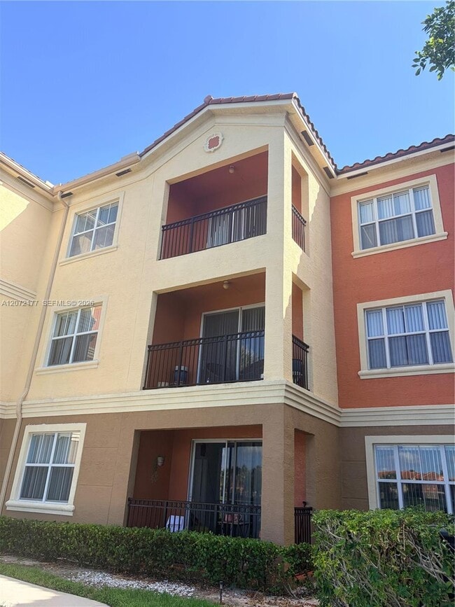 Building Photo - 4706 SW 160th Ave