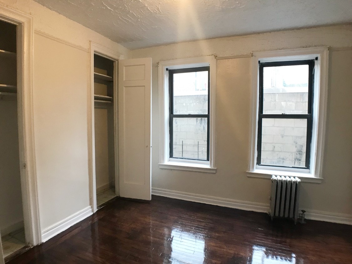 Primary Photo - 230 W 147th St