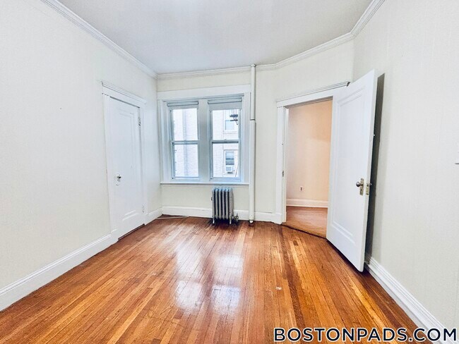 Building Photo - 1191 Boylston St