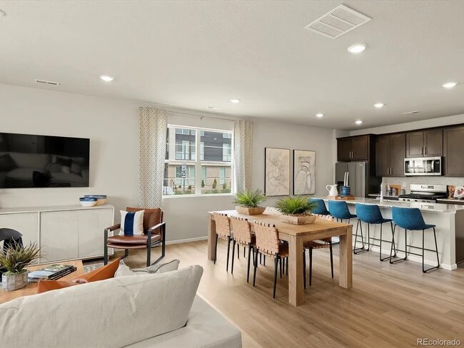 Foto del edificio - 20802 E 66th Ave