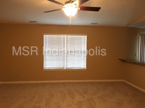 Building Photo - 2940 Greenview Way