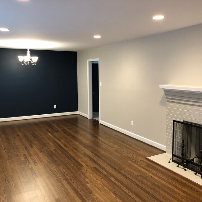 Foto del edificio - 1509 Peachtree Dr