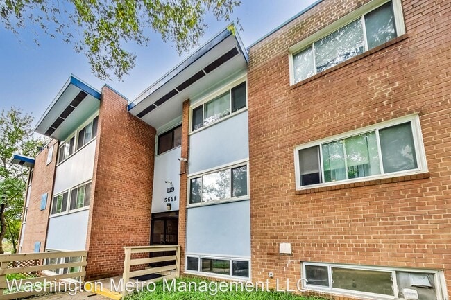 Building Photo - 2 br, 1 bath House - 5651 Kennedy Street #B6