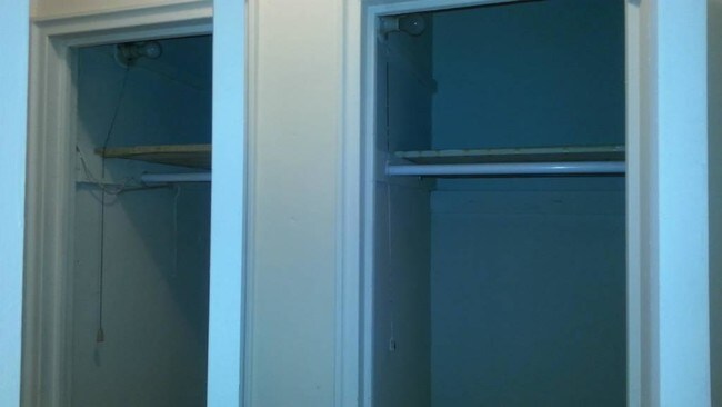 Foto del edificio - 2775 E 16th St