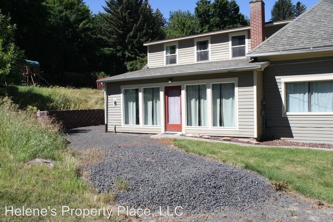 Building Photo - 4 br, 2 bath House - 535 SE Dexter