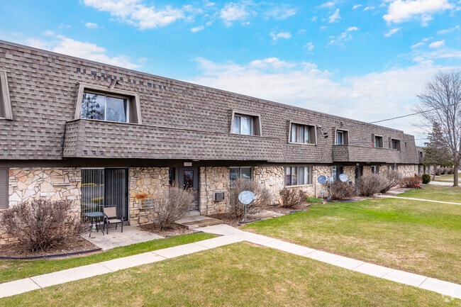 Building Photo - Fourth Street Apartments