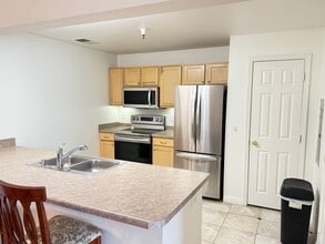 Building Photo - 200 Talus Way