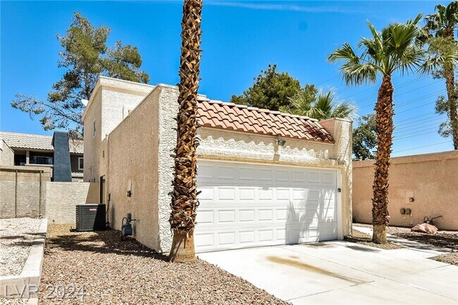 Building Photo - 8604 Paddle Wheel Way