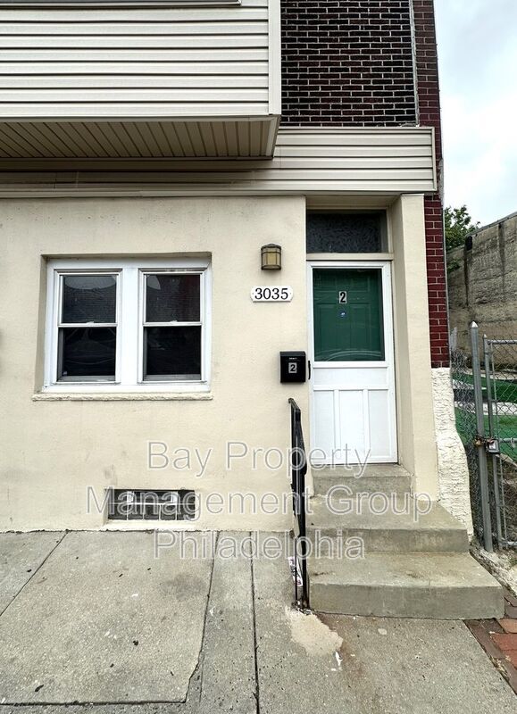 Foto del edificio - 3035 Frankford Ave