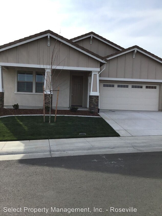 Primary Photo - 3 br, 2 bath House - 2952 Shady Acres Loop