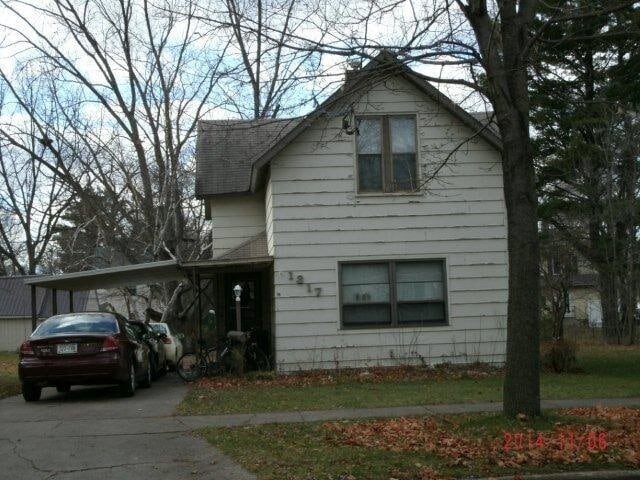 Building Photo - 1317 8th St E