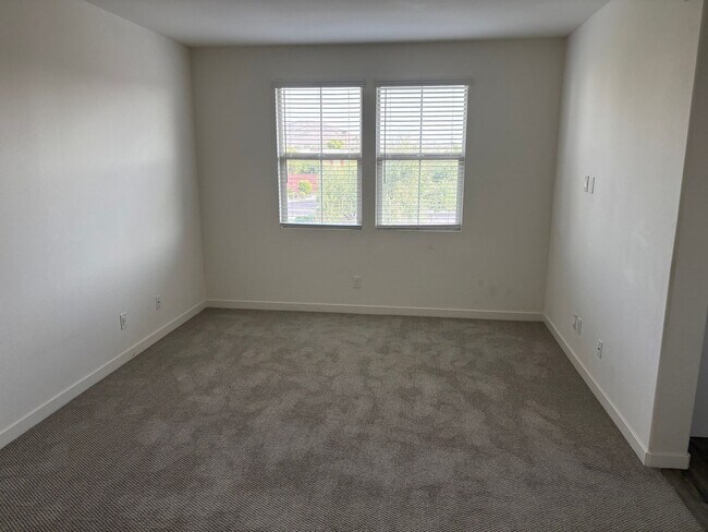 Foto del edificio - 17149 N 10th St