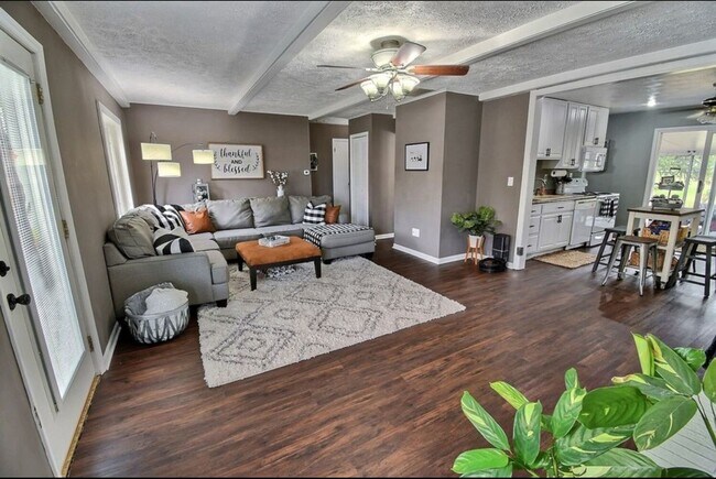 Foto del edificio - HOUSE....3 Bed 1 Bath