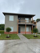 Building Photo - 5549-5551 Bressler Dr