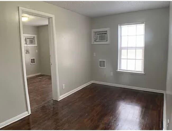 4 bed 2 bath OKC - 4 bed 2 bath OKC House