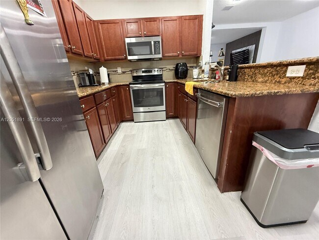 Foto del edificio - 9350 SW 171st Ct
