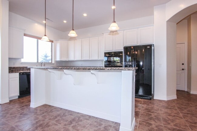 Building Photo - 1338 Mandi Ct