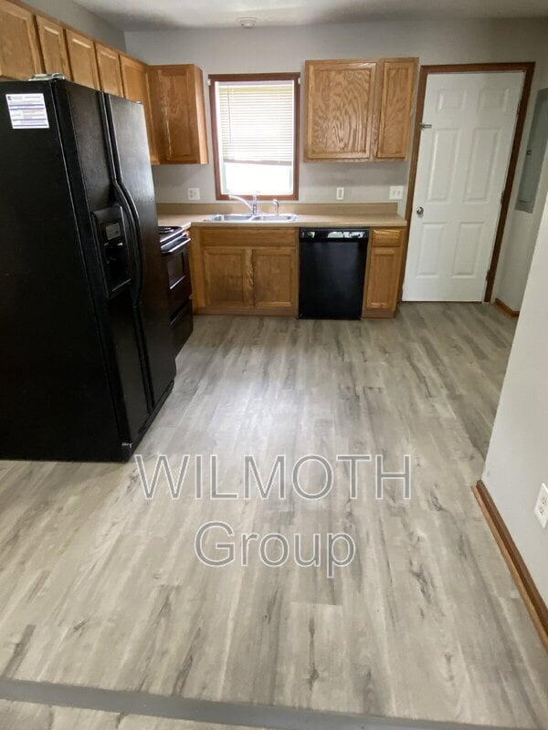 Foto del edificio - 6291 South St