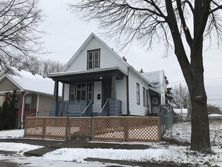 Building Photo - 2472 W Lloyd St