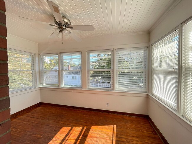 Foto del edificio - 2216 Baltic Ave