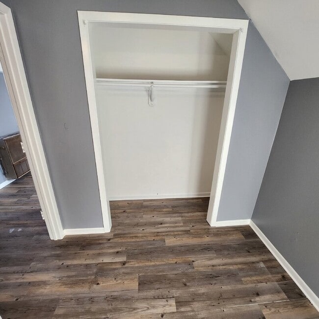 Building Photo - 1402 Willis Ave