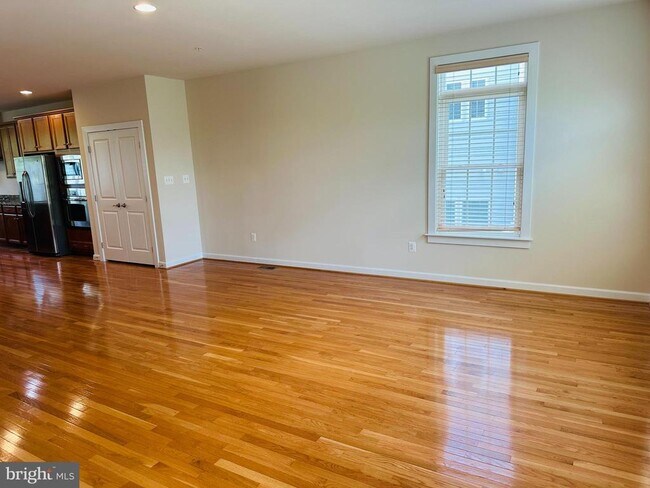 Foto del edificio - 10101 Wootton Crest Way