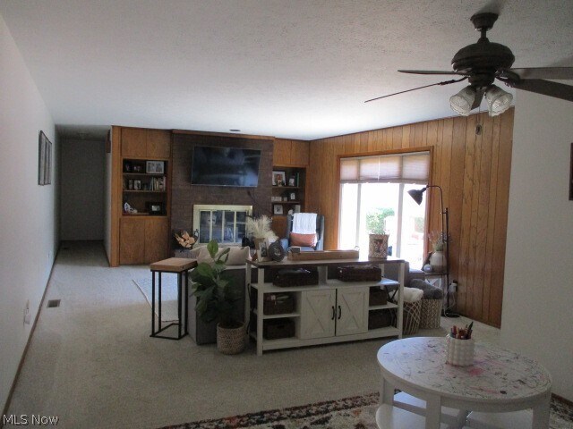 Foto del edificio - 11023 Southwind Ct