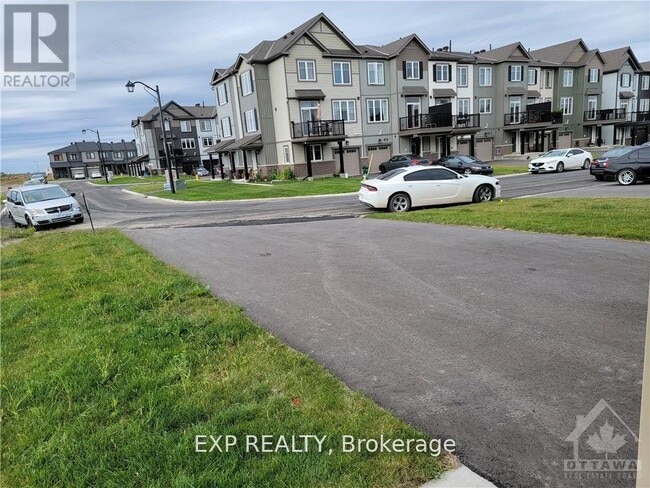 Photo du bâtiment - 65 Teelin Cir