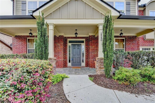 Foto del edificio - 2540 Maple Ridge Ln